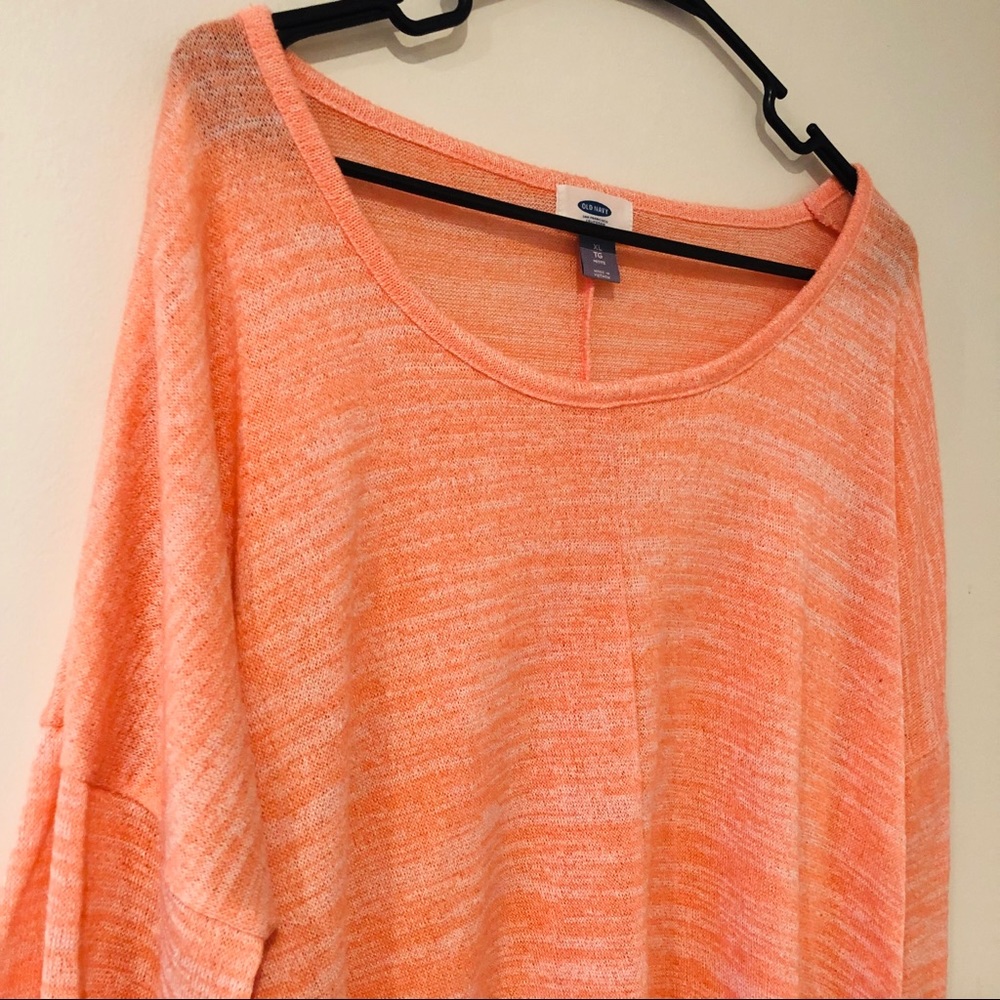 long sleeve flowy shirt - Picture 3 of 4